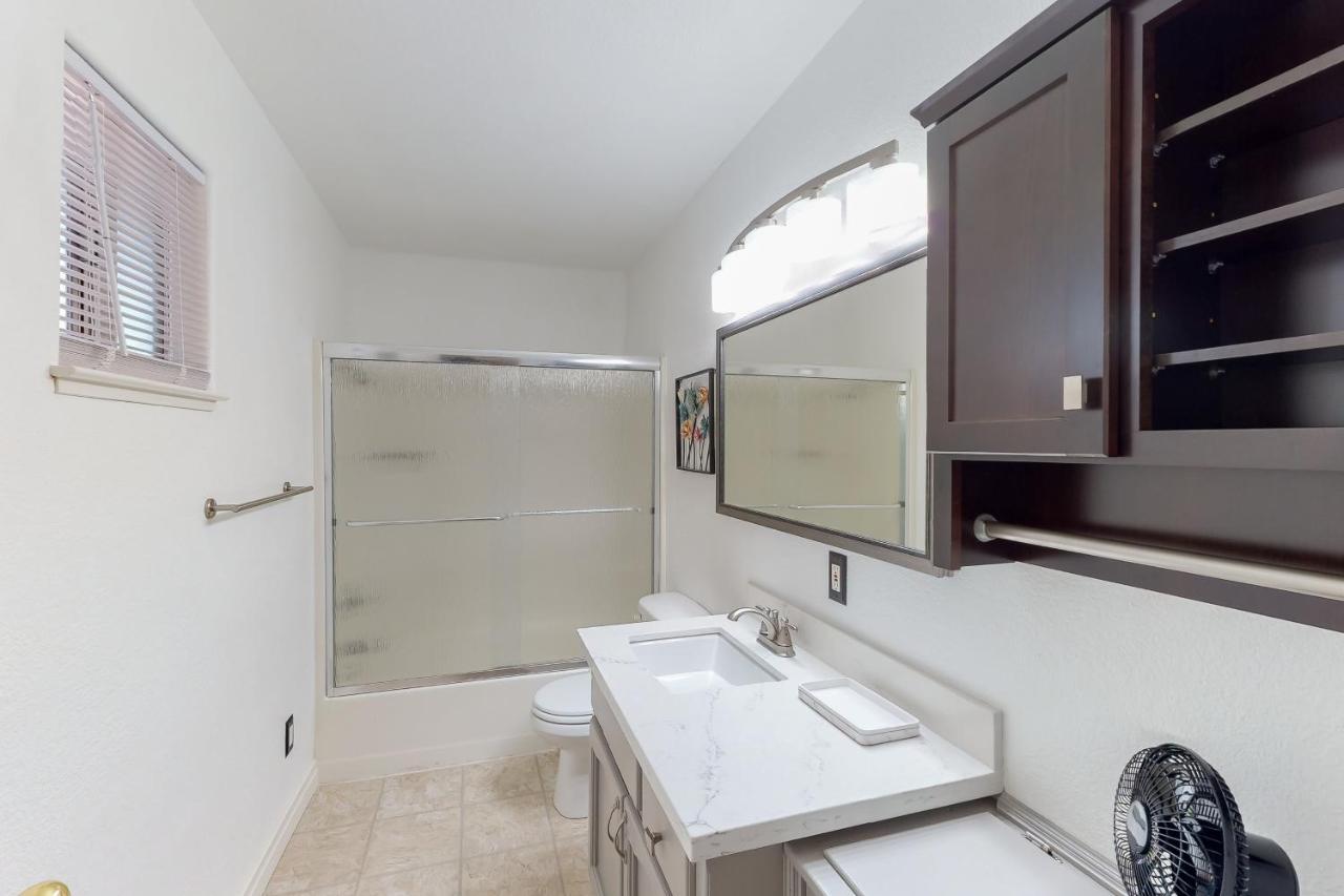 Holiday Chalet Groveland Bagian luar foto