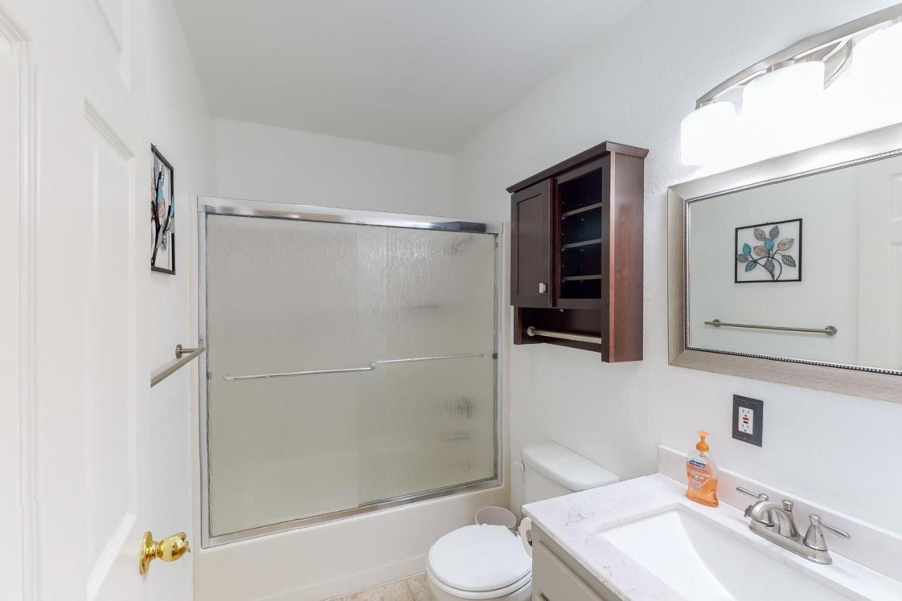 Holiday Chalet Groveland Bagian luar foto
